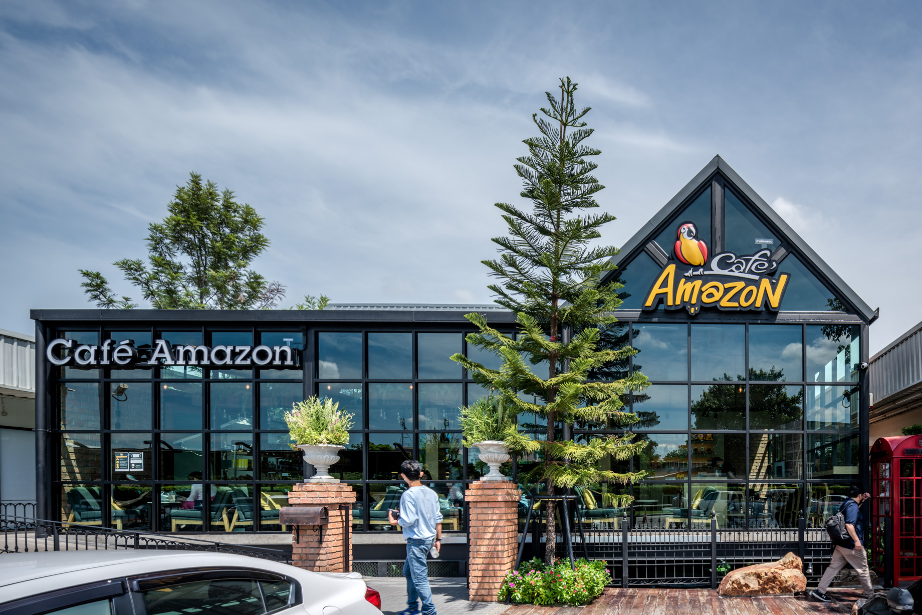 โครงสร้างเหล็กกับแนวคิดการออกแบบ Café Amazon ให้เป็นมากกว่าแค่ร้านกาแฟ